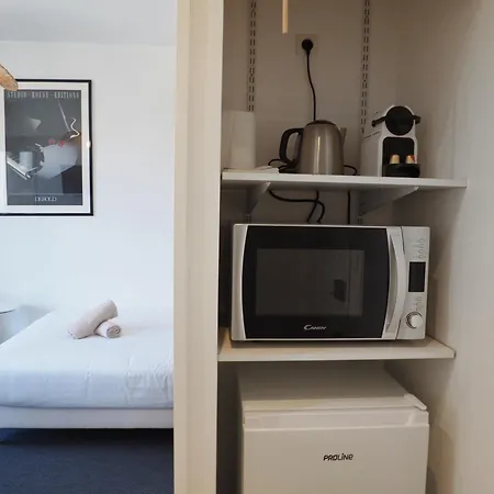 The Happy - Duke Housing Apartment *